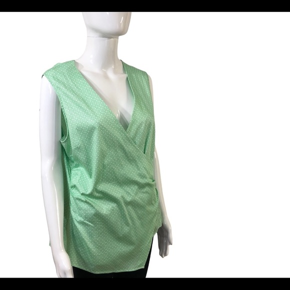New York And Company Women Size M Top Sleeveless V Neck Cross Body Blouse Green - Picture 5 of 13